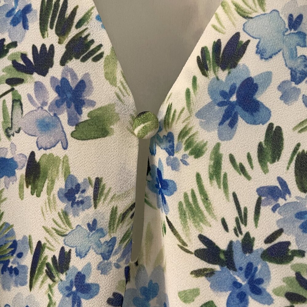 Yumi Kim Chelsea dress in the Bliss Blue floral print Size Large, Lined - Picture 4 of 8